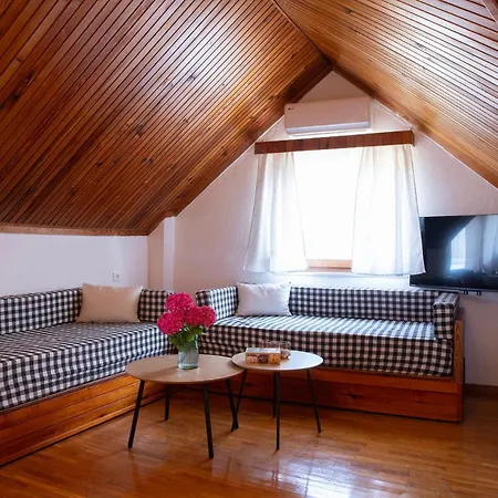 Apartamento Thea 2