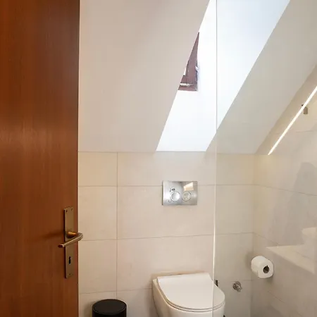 Thea 2 Apartamento