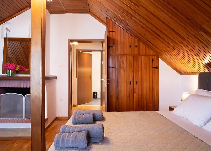 Thea 2 * Leptokarya (Pieria)