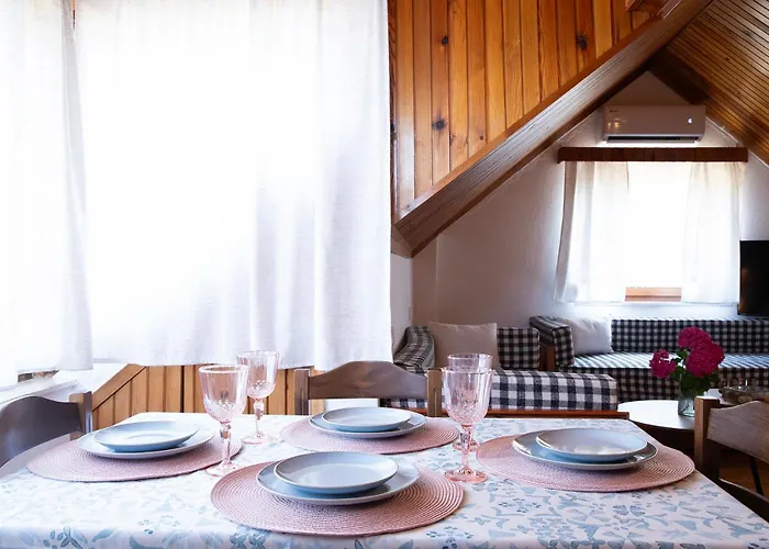 Thea 2 Apartmán *