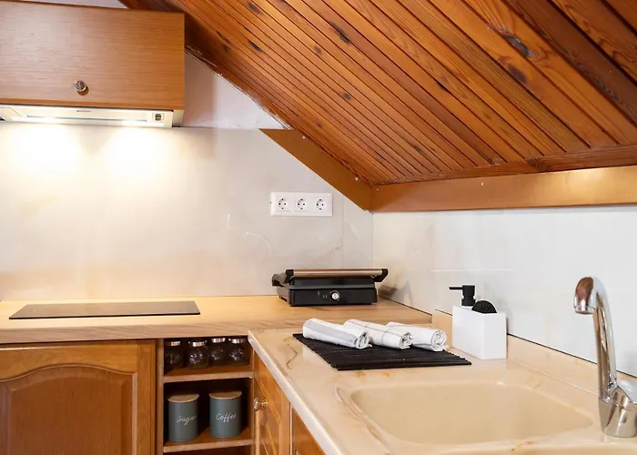 Daire Thea 2 Leptokarya (Pieria)