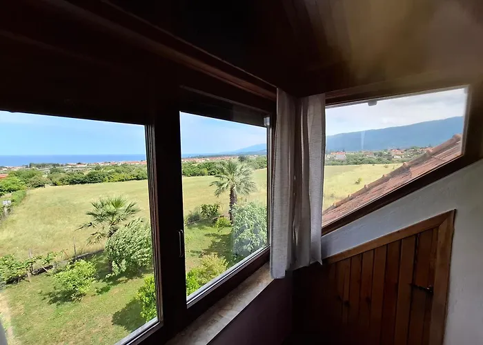 Thea 2 Daire Leptokarya (Pieria)